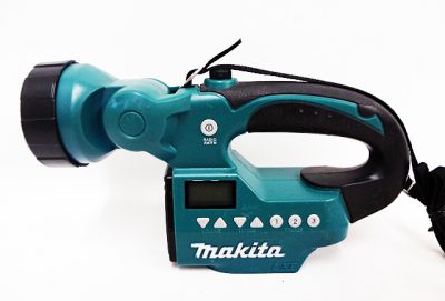 マキタ　充電式ライト付ラジオ　MR050-1