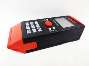 ボッシュ　デジタルレーザーメーター　DLE150-4