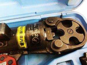 泉精器　手動油圧式圧着工具　9H-2-2