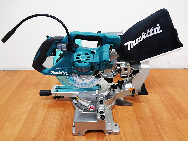 makita　充電式スライドマルノコ　LS610D-3