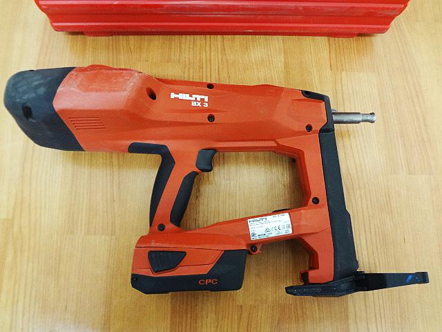 HILTI バッテリー式鋲打機(新品) バッテリー付