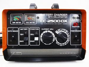 セルスター　バッテリー充電器　CC-2500DX-2