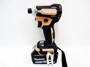 makita　インパクトドライバ　TD171DGXFC-2