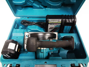 makita　充電式チップソーカッタ　CS551DRG　中古品-1