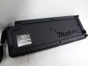 マキタ　4口充電器　DC18SF-4