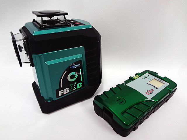 テクノ販売　グリーンレーザー墨出し器　LTK-FGX3C-1