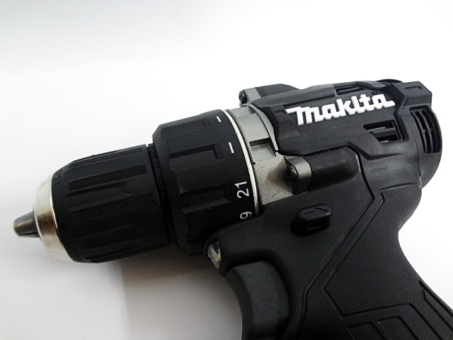 マキタ　充電式ドライバドリル　DF002GZ-3