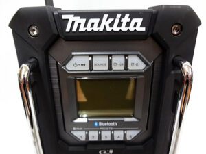 マキタ　充電機能付ラジオ　MR300-2