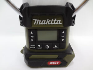 マキタ　充電式ランタン付ラジオ　MR008G-2