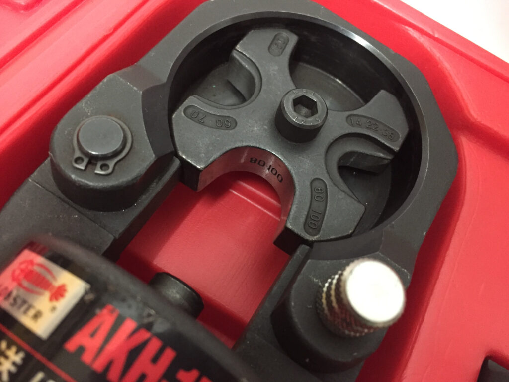 ロブテックス　手動油圧式圧着工具　AKH-150S-4