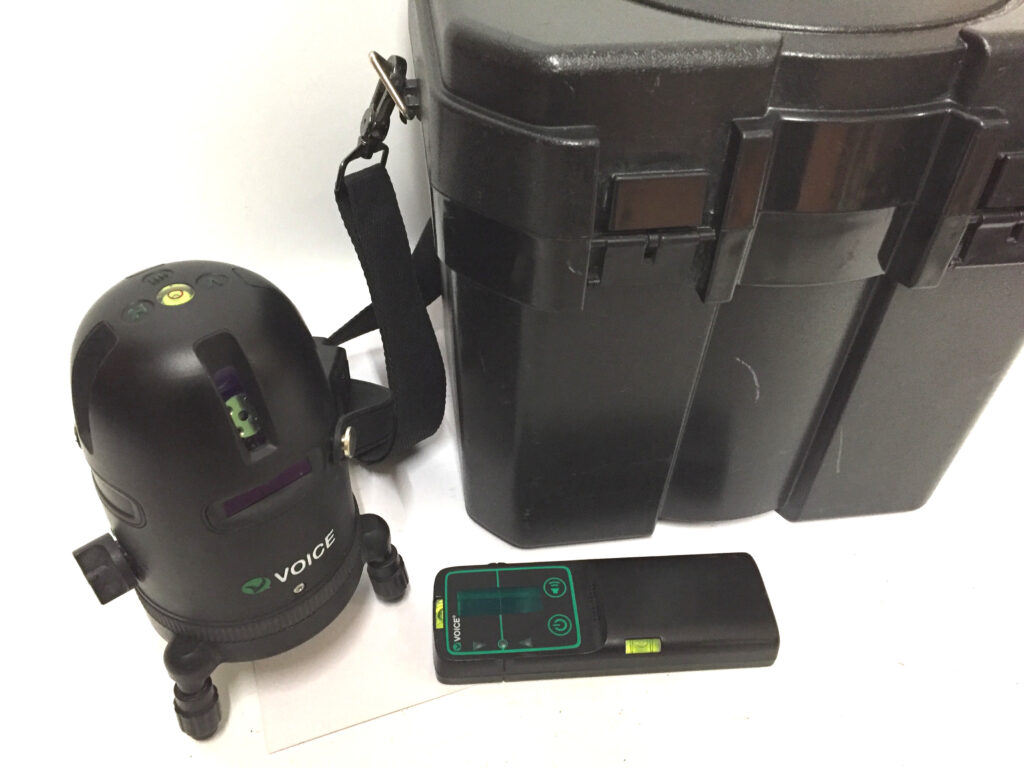 VOICE　グリーンレーザー墨出し器　VLG-5X-1
