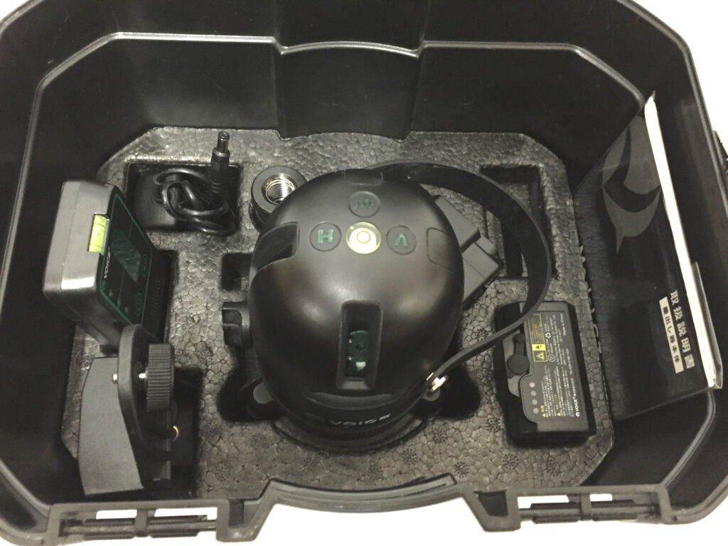 VOICE　グリーンレーザー墨出し器　VLG-5X-2