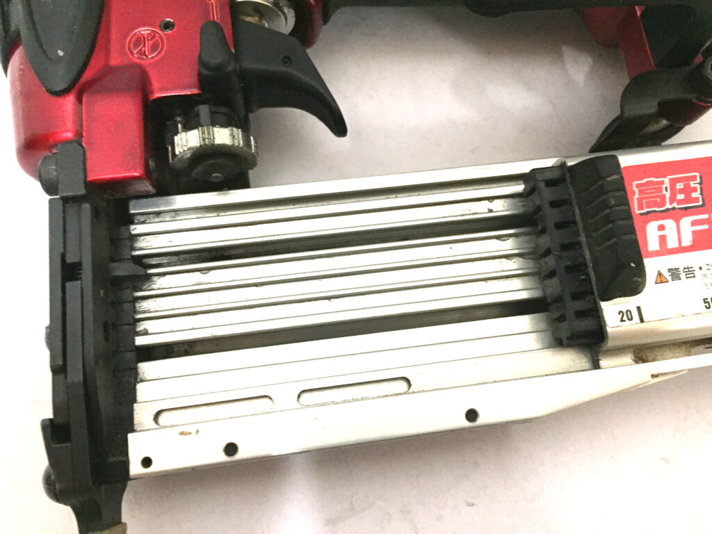 マキタ　高圧ピンタッカ　AF501HP-4