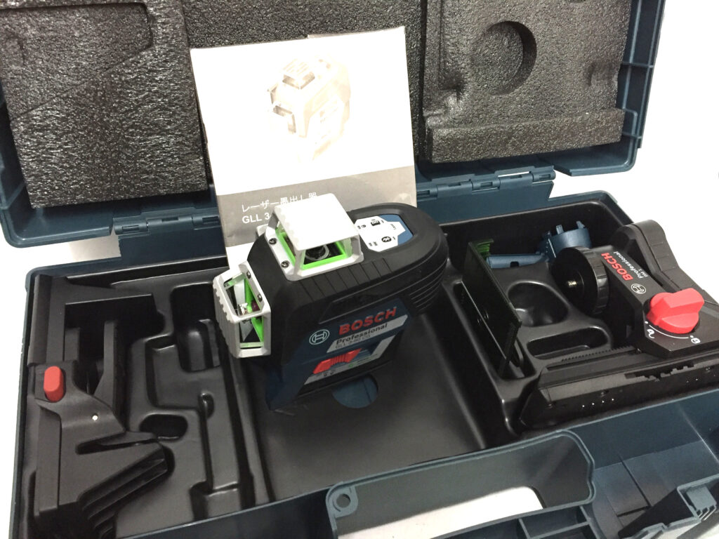ボッシュ　レーザー墨出し器　GLL3-80CG-1
