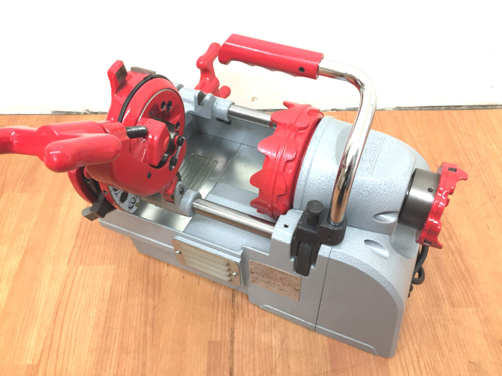 レッキス　ねじ切り機　パイプマシン　F25A3-3