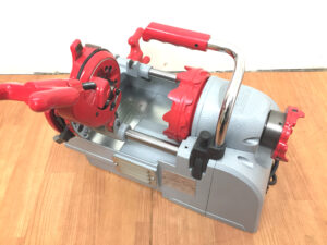 レッキス　ねじ切り機　パイプマシン　F25A3-3