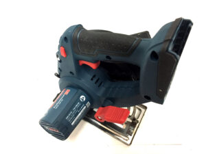ボッシュ　コードレスマルノコ　GKM18V-50-4