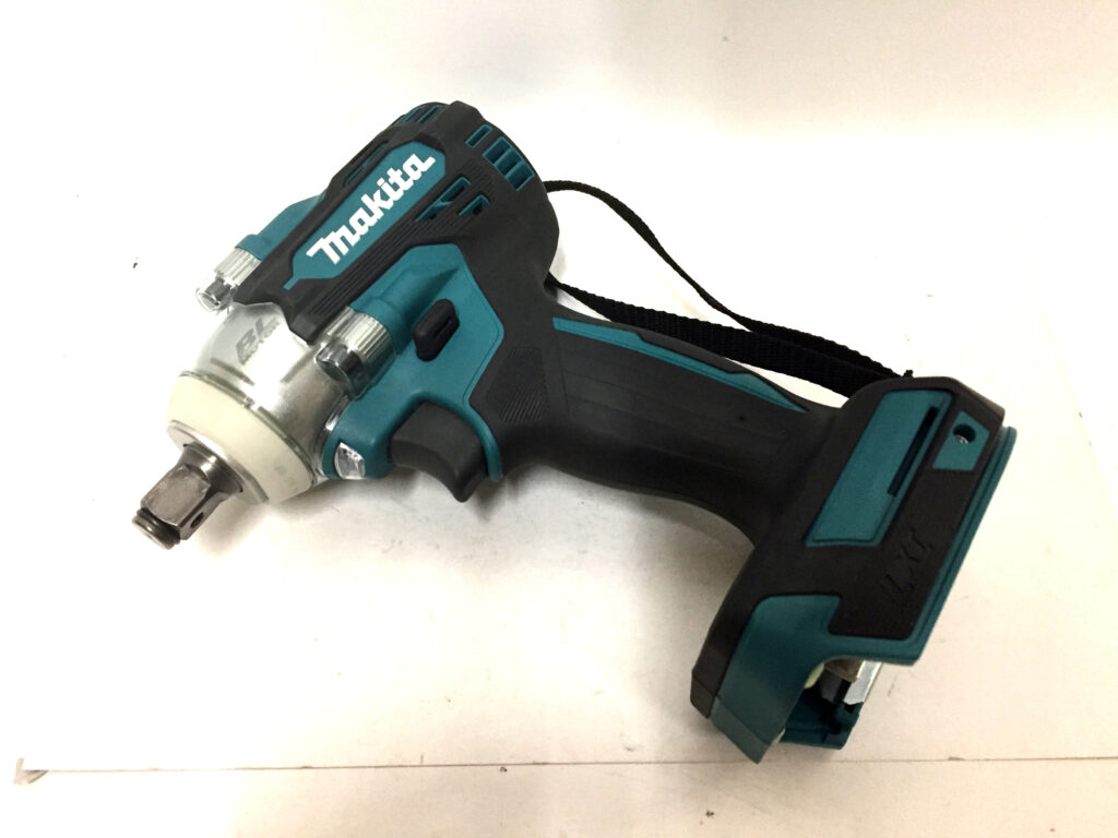 マキタ　インパクトレンチ　TW300DZ-1