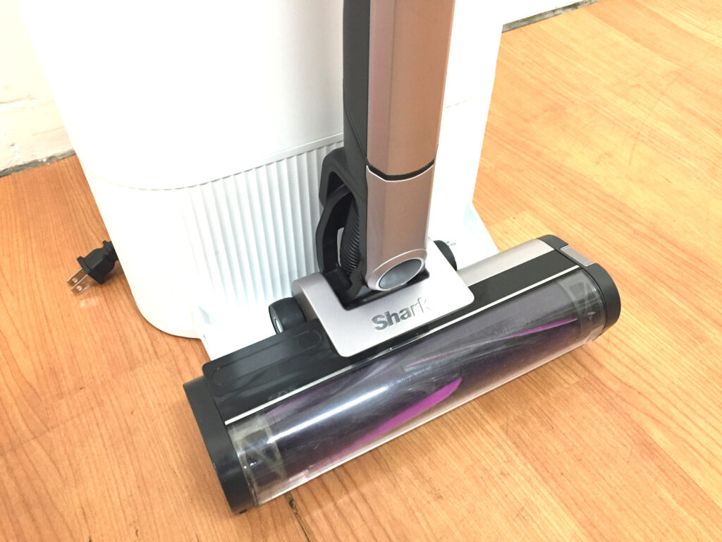 Shark コードレススティッククリーナー CS851JAE-2