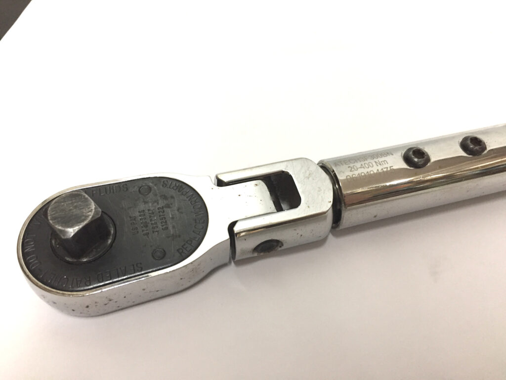 スナップオン デジタルトルクレンチ ATECH3F300BN-3