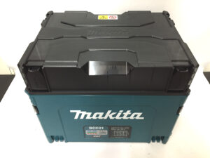 マキタ 多口充電ケース BCC01-1