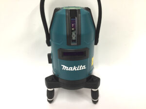 マキタ 充電式屋内･屋外兼用墨出し器 SK40GD-2