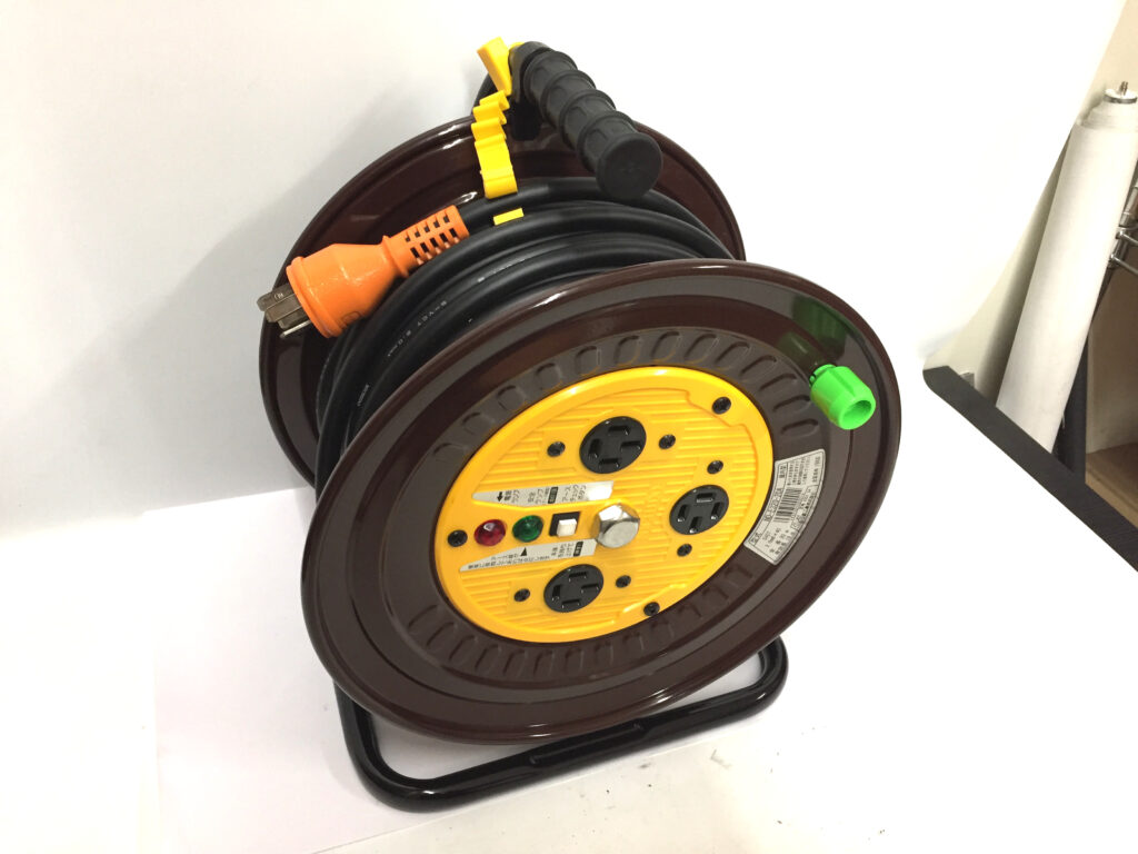 日動 200V電工ドラム ND-E320-20A-1