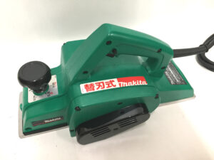 マキタ 110mmカンナ M192-4