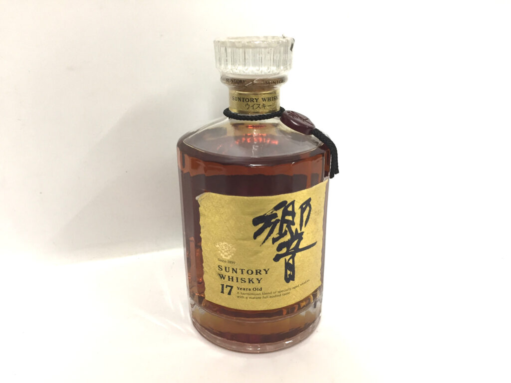 サントリーウイスキー響17年 ゴールドラベル-1