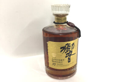 サントリーウイスキー響17年 ゴールドラベル-1