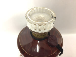 サントリーウイスキー響17年 ゴールドラベル-3