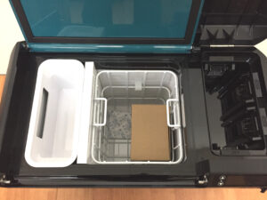 マキタ 充電式保冷温庫 CW004GZ-3