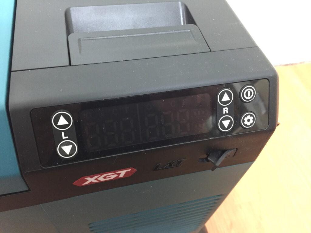 マキタ 充電式保冷温庫 CW004GZ-4