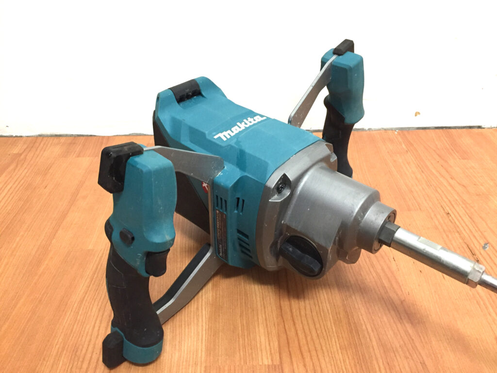 マキタ 充電式カクハン機 UT001G-3