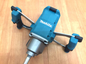 マキタ 充電式カクハン機 UT001G-3