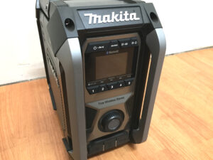 マキタ 現場ラジオ MR005GZB未使用品-4