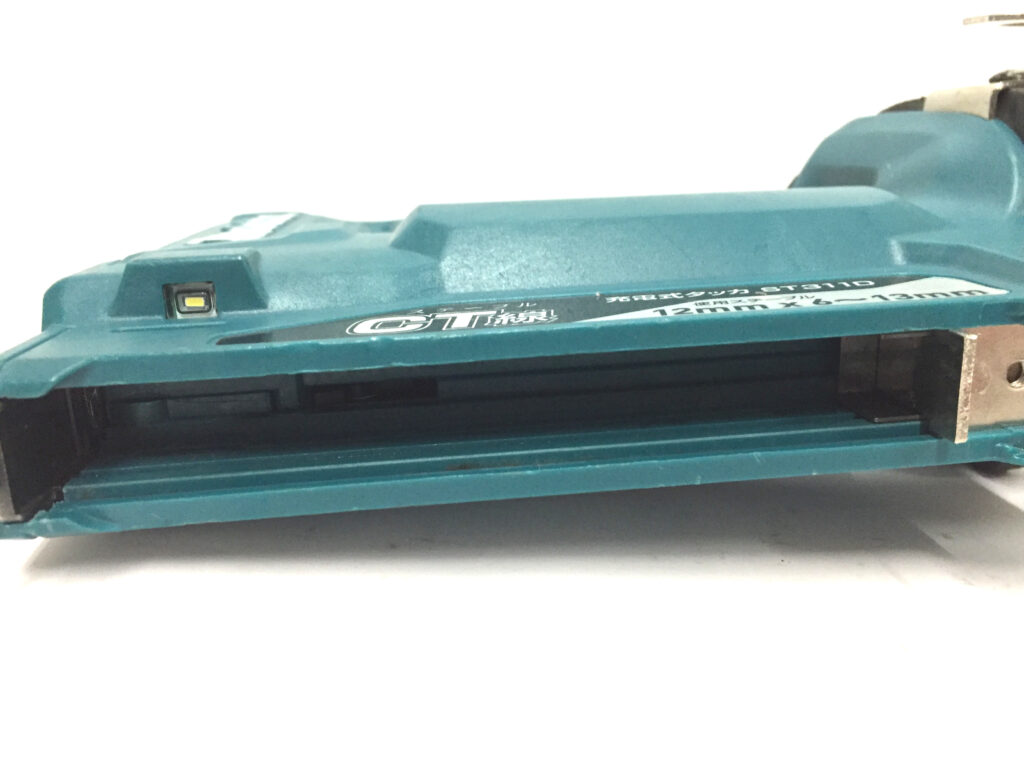 マキタ 充電式タッカ ST311D-3