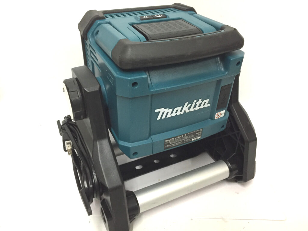 マキタ 充電式スタンドライト ML811-4