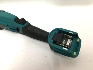 マキタ 充電式アングルインパクトレンチ TL300D-4