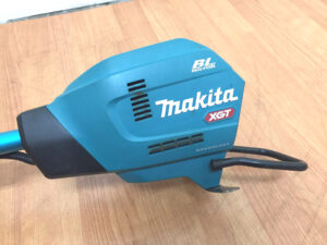 マキタ 充電式草刈機 MUR005G-3