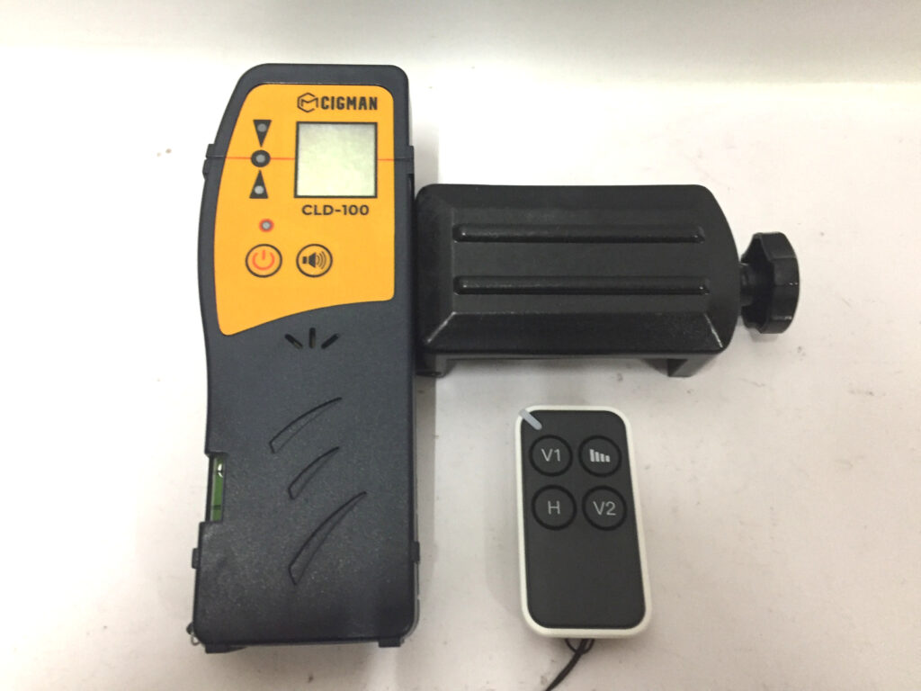 CIGMAN レーザー墨出し器 CM-701-4