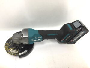 マキタ 充電式ディスクグラインダ GA034GRMX-2