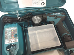 マキタ 充電式ドライバドリル DF330DWX-1