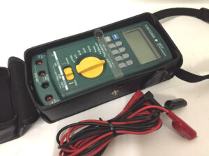横河計測 電圧･電流キャリブレータ CA310-1