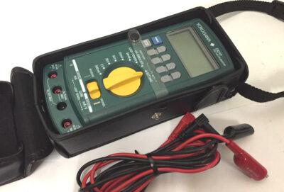 横河計測 電圧･電流キャリブレータ CA310-1