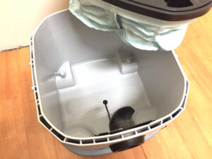 マキタ 充電式集じん機 VC004GZ-4