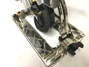 マキタ 充電式防じんマルノコ KS003G-4