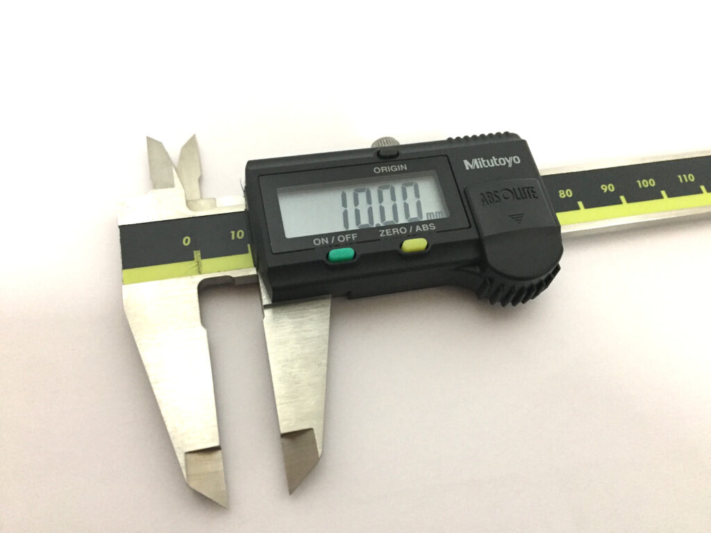 ミツトヨ デジマチックキャリパ CD-15APX-4