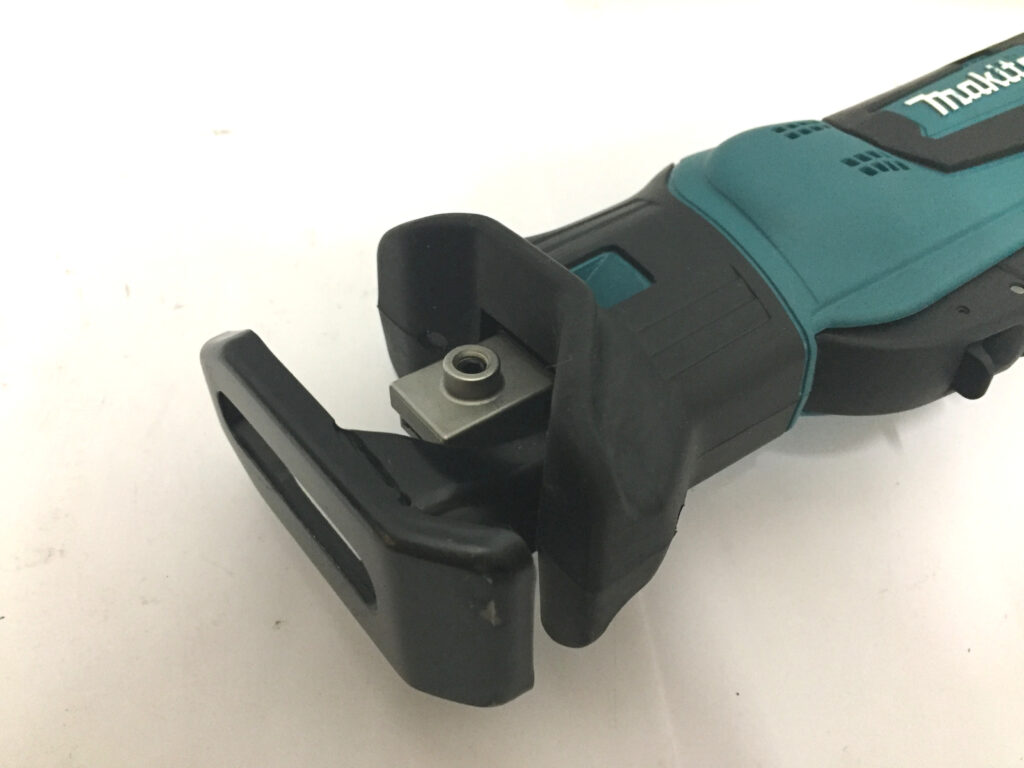 マキタ 充電式レシプロソー JR144DRF-4