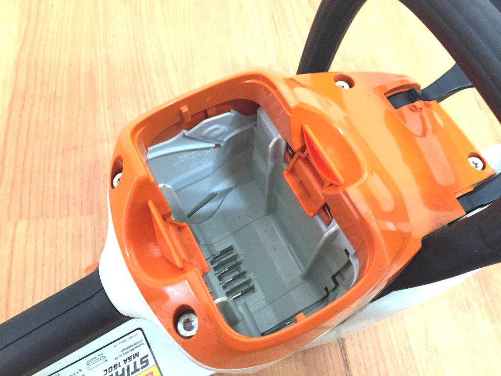 スチール バッテリーチェンソー MSA160C-2